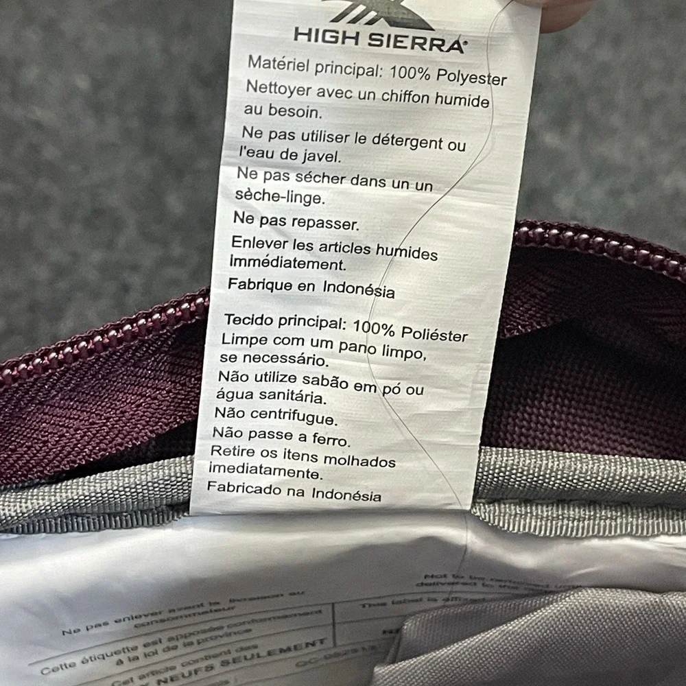High Sierra 1146065 Swerve Maroon Gold Pattern School Laptop Backpack 53646-9666